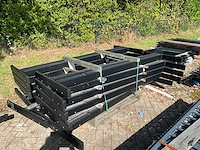 Verstelbare staander gecoat (18x) - afbeelding 1 van  7