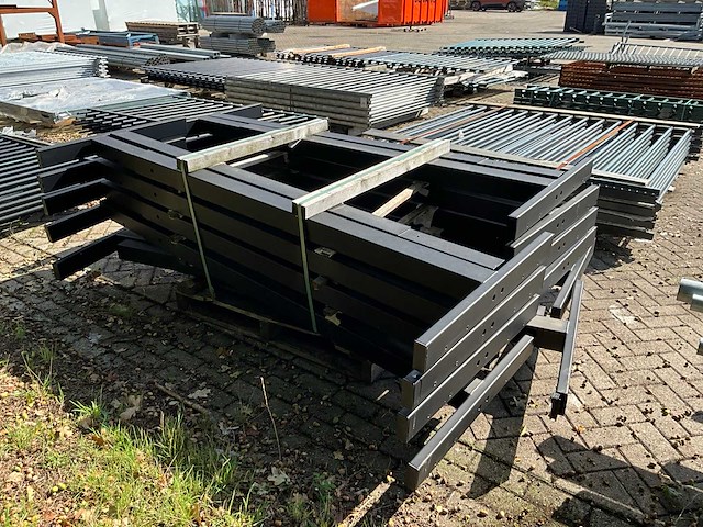 Verstelbare staander gecoat (18x) - afbeelding 3 van  7