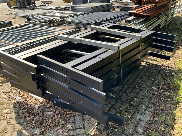 Verstelbare staander gecoat (18x) - afbeelding 4 van  7