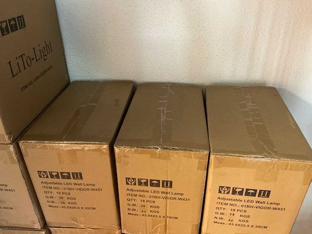 Verstelbare up down wandlampen (306x) - afbeelding 3 van  9