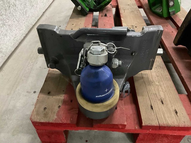 Verstelbare valtra k80 trekhaak - afbeelding 2 van  4