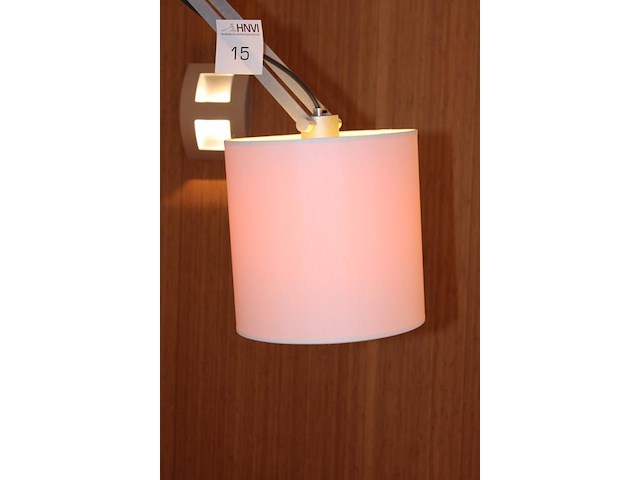 Verstelbare wandlamp. doorsnede kap 25 cm. - afbeelding 2 van  2