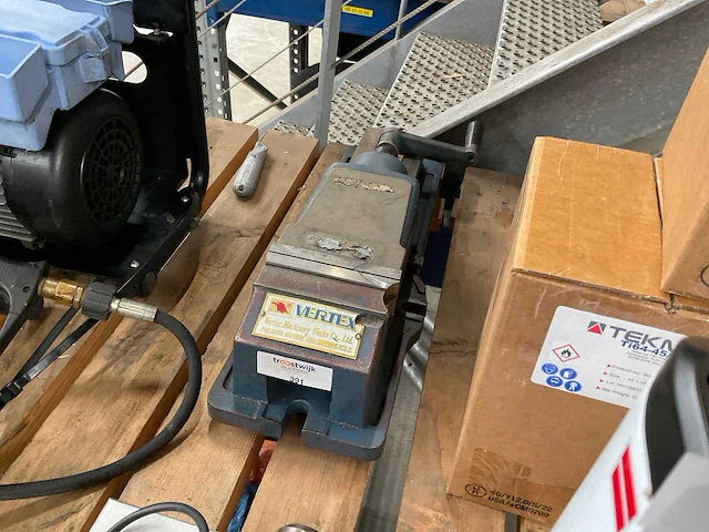 Vertex machineklem - afbeelding 2 van  2