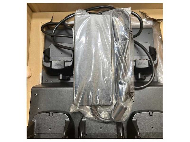 Vertex multi 6-unit handheld charger vac-6450c - afbeelding 2 van  5