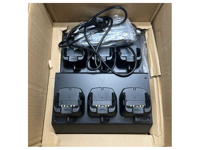 Vertex multi 6-unit handheld charger vac-6450c - afbeelding 4 van  6