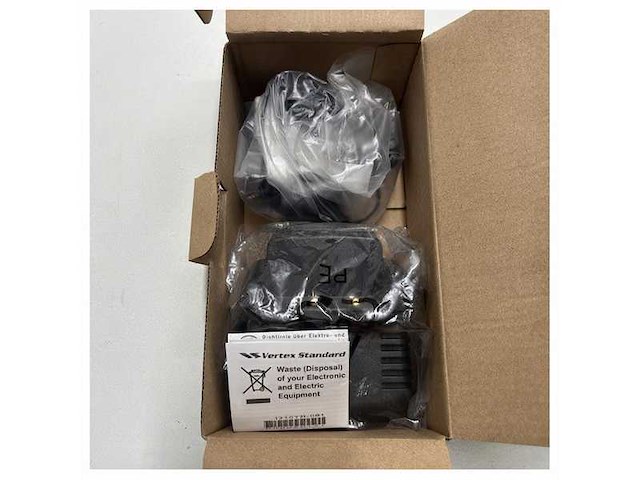 Vertex multi charger for 6-handhelds - vac6920 - gmln5255a - afbeelding 2 van  6