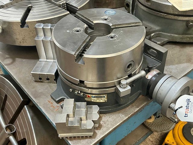 Vertex / röhm verdeeltafel - afbeelding 1 van  5
