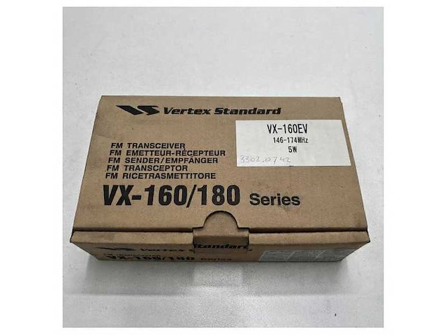 Vertex standard uhf 2-way handheld vx160 vhf - afbeelding 3 van  3