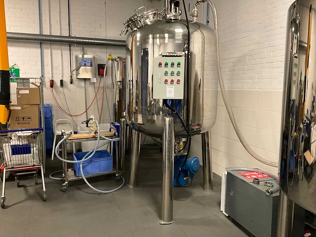 Vertical opslag mengtank - afbeelding 1 van  16