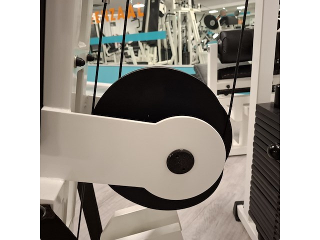 Vertical traction technogym - afbeelding 3 van  12