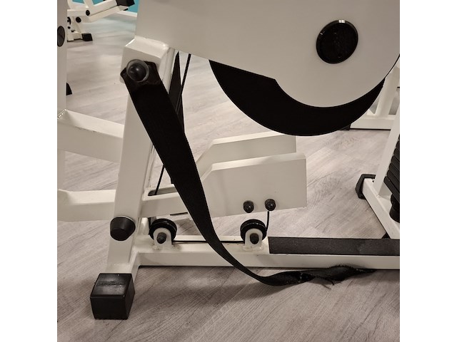 Vertical traction technogym - afbeelding 4 van  12