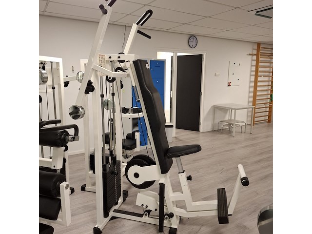 Vertical traction technogym - afbeelding 6 van  12