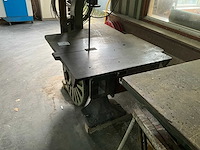 Verticale bandzaagmachine - afbeelding 8 van  10