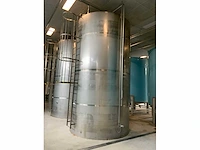 Verticale geïsoleerde opslagtank 25000 liter - afbeelding 2 van  8