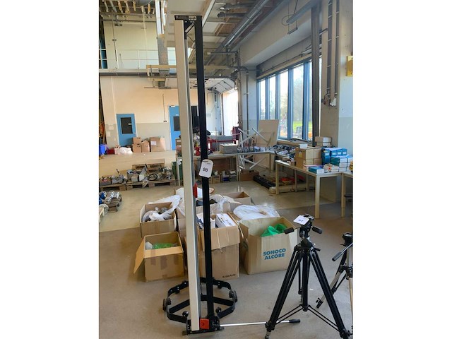 Verticale inpakpaperrolhouder - afbeelding 2 van  3