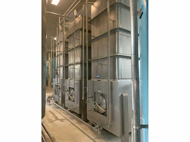 Verticale opslagtank 10000 liter (3x) - afbeelding 2 van  6
