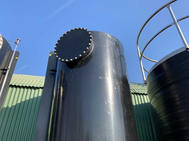 Verticale opslagtank (2x) - afbeelding 1 van  3