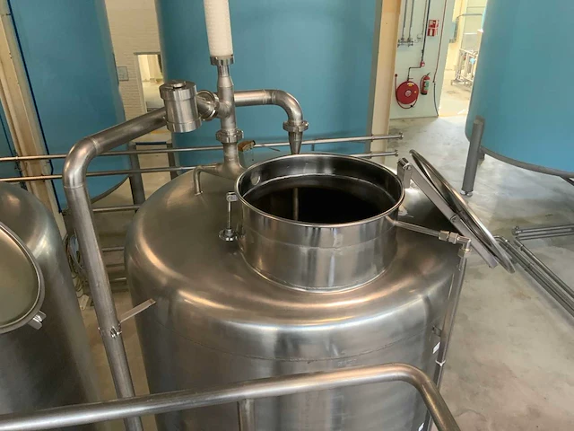 Verticale opslagtank 3000liter - afbeelding 3 van  4