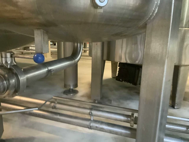 Verticale opslagtank 3000liter - afbeelding 2 van  10