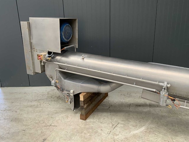Verticale opvoer schroeftransporteur 6m - afbeelding 1 van  6