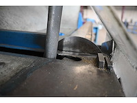 Verticale pijpenzaagmachine