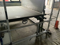 Verticale schuimrubber snijmachine - afbeelding 3 van  6