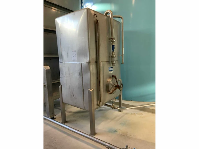 Verticale spoeltank 1000 liter - afbeelding 2 van  6