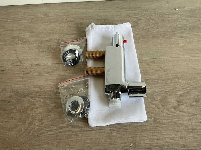 Verticale thermostatische douchekraan - afbeelding 3 van  5