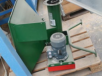 Verticale transporteur mrol t401/3 met basistrechter en opvoerwokkel. hoogte ca. 5 meter. diameter opvoerka... - afbeelding 1 van  6