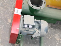 Verticale transporteur mrol t401/3 met basistrechter en opvoerwokkel. hoogte ca. 5 meter. diameter opvoerka... - afbeelding 5 van  6