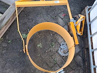 Verticale vaten lifter manutan, lg800, bouwjaar 2014 - afbeelding 5 van  6