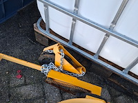Verticale vaten lifter manutan, lg800, bouwjaar 2014 - afbeelding 6 van  6