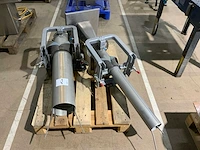 Verticale verpakkingsmachine foliebuis (2x) - afbeelding 2 van  3