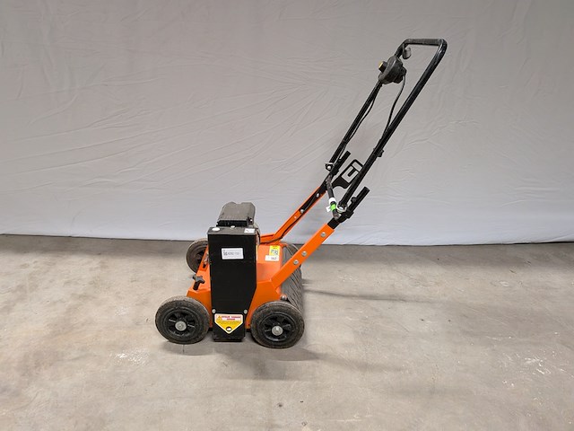 Verticuteermachine - 400mm - 230v eliet, e 401 electric, bouwjaar 2014 - afbeelding 3 van  7