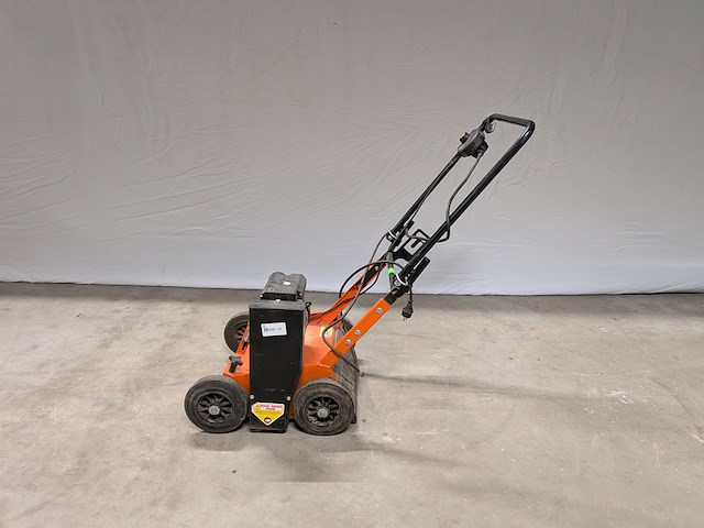 Verticuteermachine - 400mm - 230v eliet, e 401 electric, bouwjaar 2018 - afbeelding 3 van  7