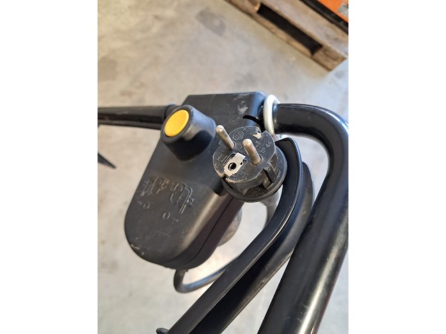 Verticuteermachine - 400mm - 230v eliet, e 401 electric, bouwjaar 2018 - afbeelding 18 van  18