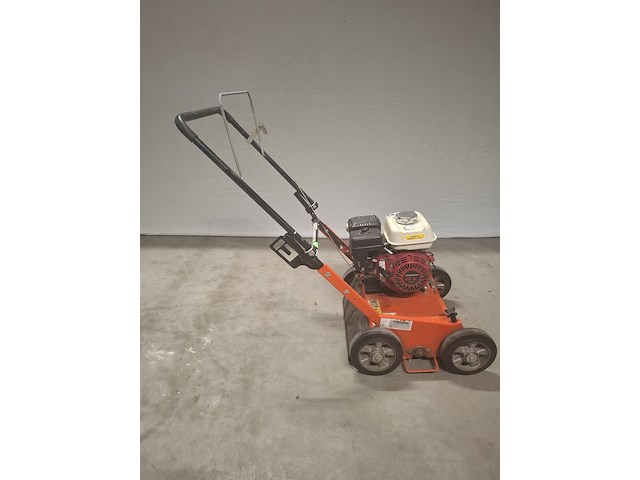 Verticuteermachine - 400mm - benzine eliet, e 401 petrol, bouwjaar 2014 - afbeelding 3 van  6