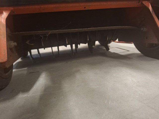 Verticuteermachine - 400mm - benzine eliet, e 401 petrol, bouwjaar 2018 - afbeelding 7 van  7