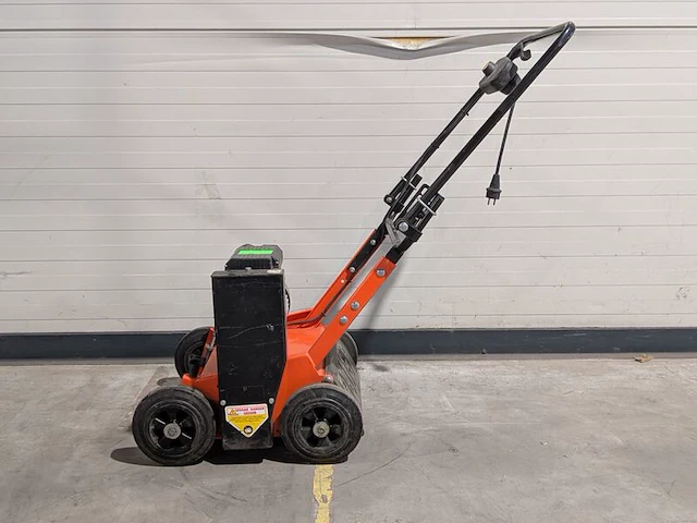 Verticuteermachine 40cm 220v, eliet, e 401 electric, 2014 - afbeelding 3 van  6