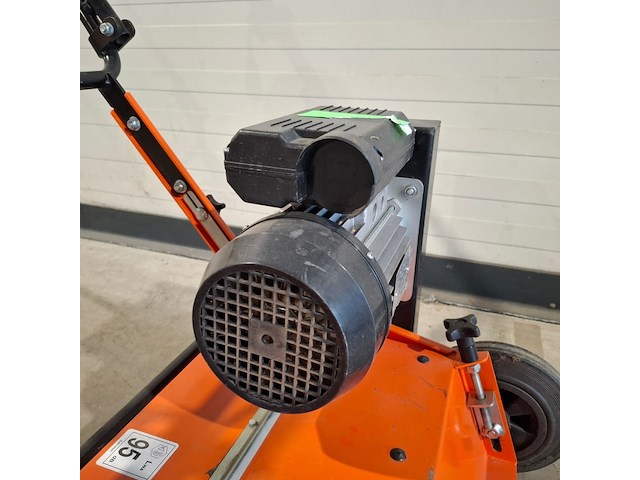 Verticuteermachine 40cm 220v eliet, e 401 electric, bouwjaar 2015 - afbeelding 7 van  8