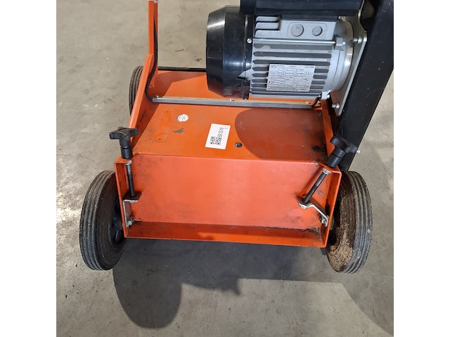 Verticuteermachine 40cm 220v eliet, e 401 electric, bouwjaar 2016 - afbeelding 5 van  6