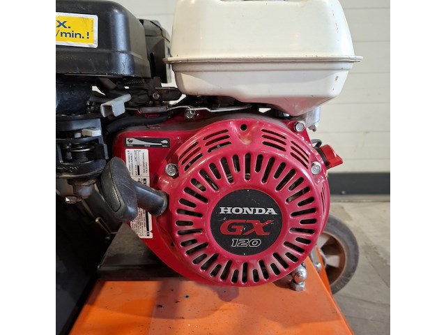 Verticuteermachine 40cm benzine eliet, e 401 petrol, bouwjaar 2015 - afbeelding 4 van  6