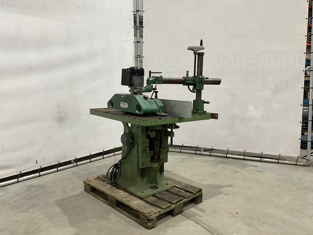 Vertongen - magik 48 - diverse freesmachines - afbeelding 1 van  3