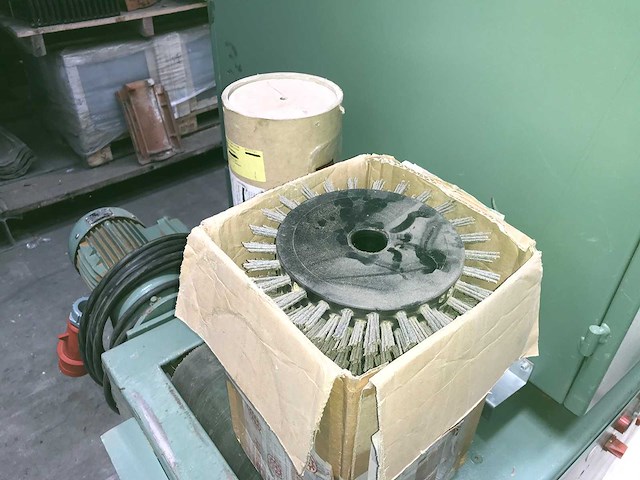 Vertongen - s320 - vertongen borstelmachine - afbeelding 2 van  18