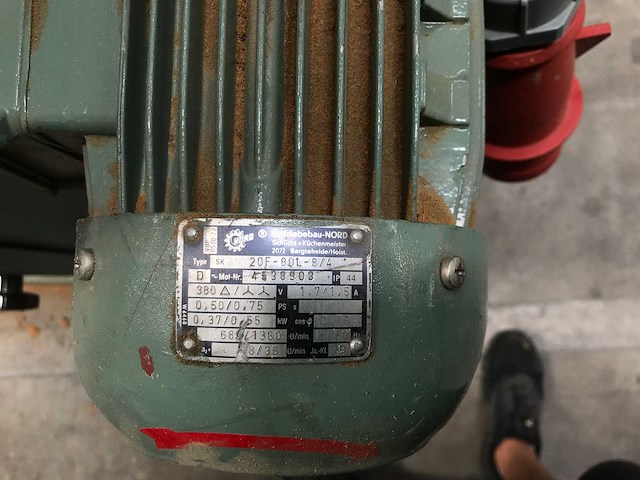 Vertongen - s320 - vertongen borstelmachine - afbeelding 15 van  18