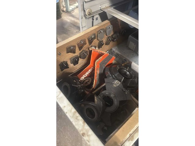 Vertongen p02 tenoneermachine / pennenbank - afbeelding 20 van  29