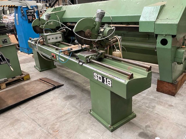 Vertongen sd18 dubbelkops- zaagmachine - afbeelding 1 van  8