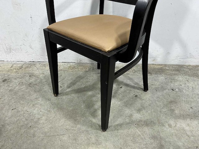 Vervoort - stapelbare restaurantstoel (9x) - afbeelding 3 van  4