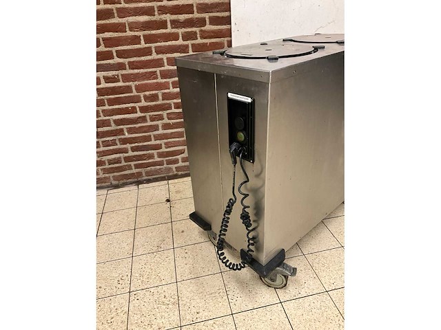 Verwarmde bordenwagen - afbeelding 5 van  6