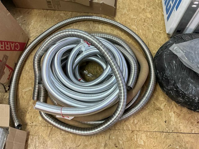 Verwarming en rookgasafvoer slang - afbeelding 4 van  5